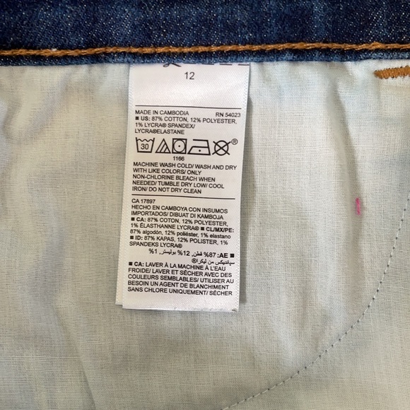 Old Navy Women’s Shorts Size 12 - Picture 3 of 4